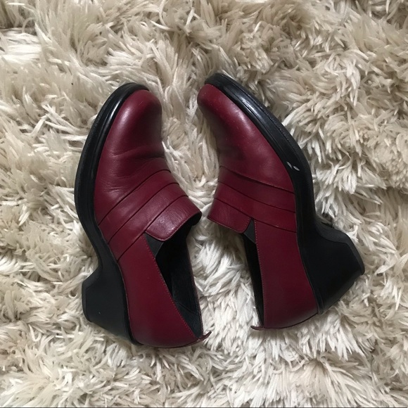 Red Dansko Shoes - Picture 5 of 8